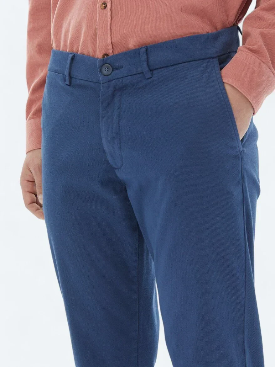 Dark Blue Weaving Regular Fit Casual Cotton Blended Trousers - 3