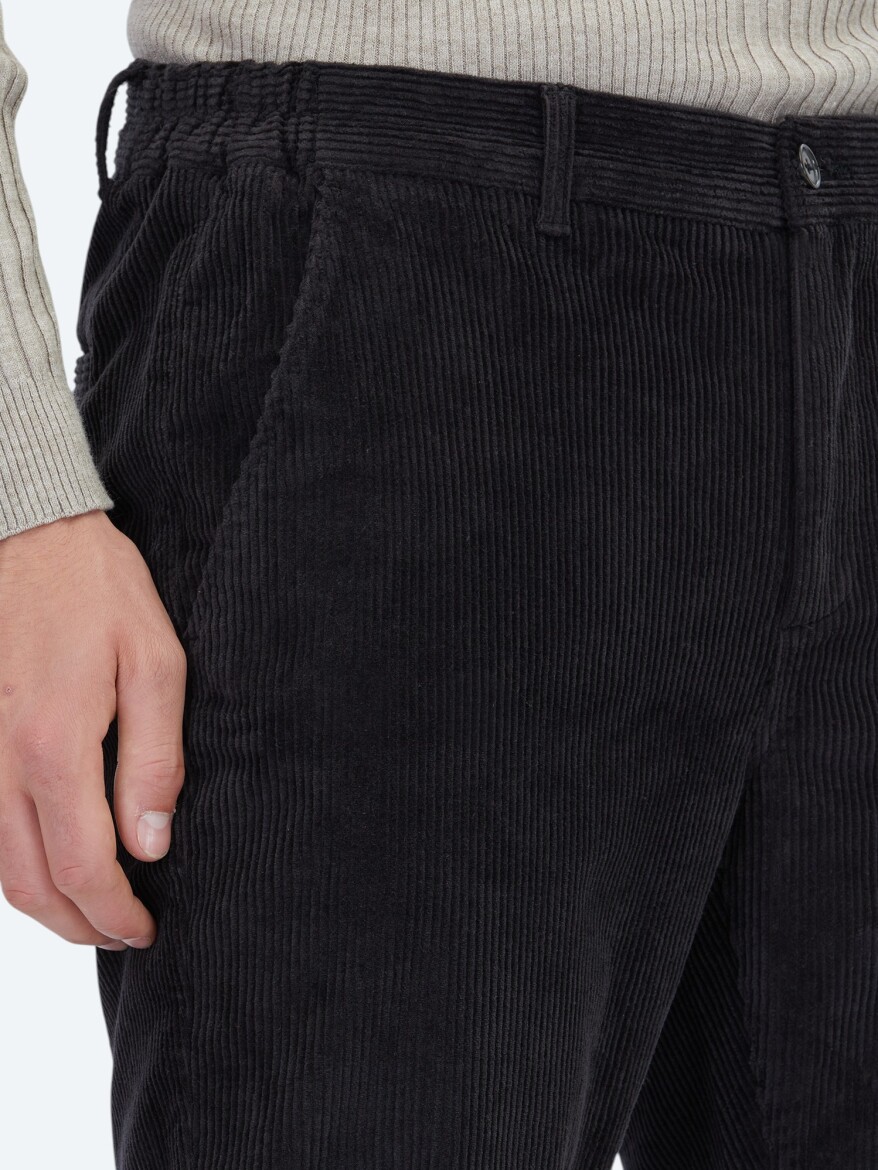 Dark Grey Weaving Jogging Fit Casual Cotton Blended Trousers - 3
