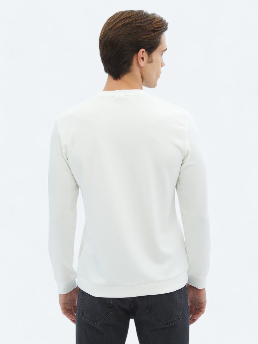 Ecru Crew Neck Printed Sweatshirt - 5