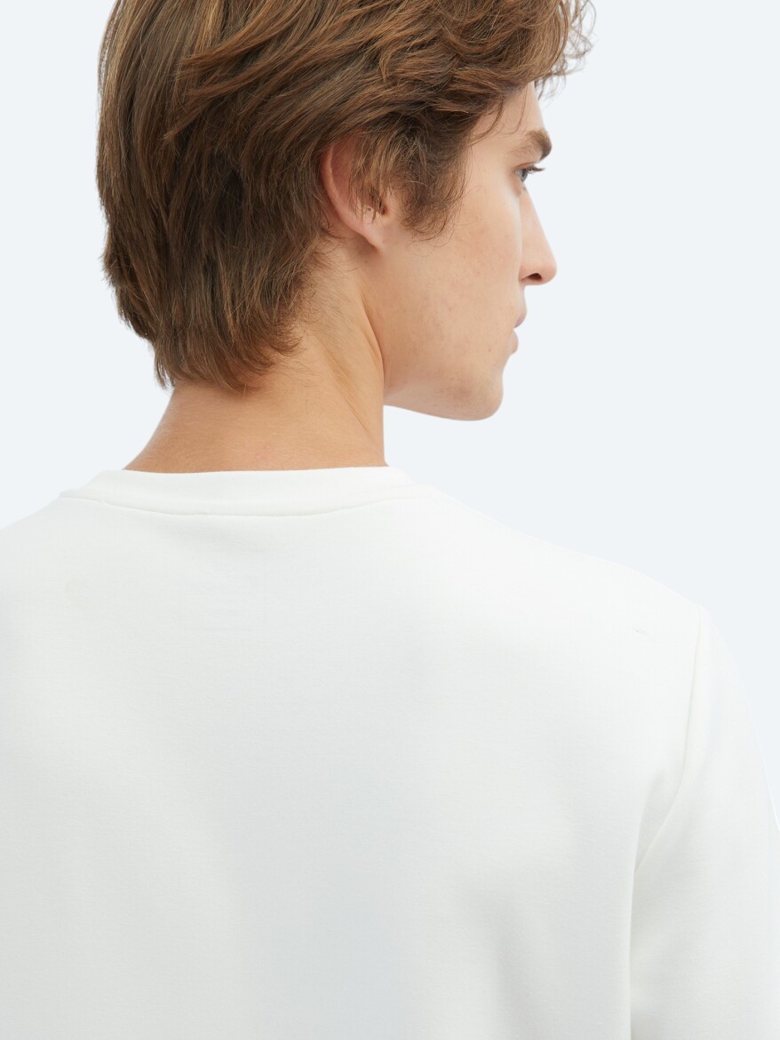 Ecru Plain Sweatshirt - 4