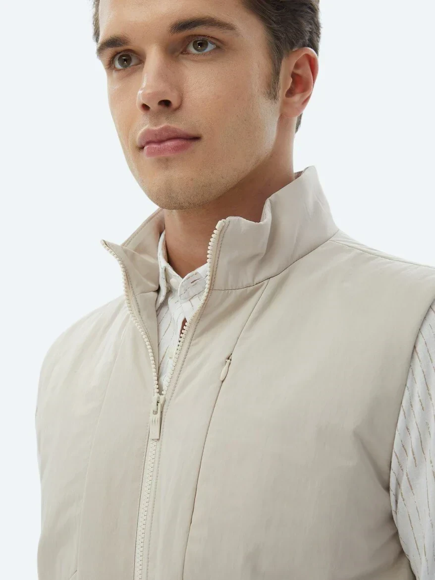 Ecru Regular Fit Turtleneck Casual Weaving Puffer Vest - 2