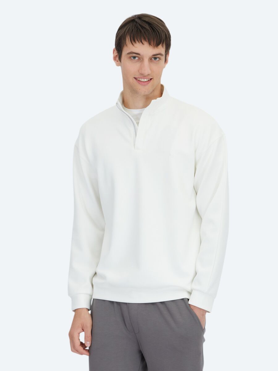Ecru Turtleneck Plain Sweatshirt - 1