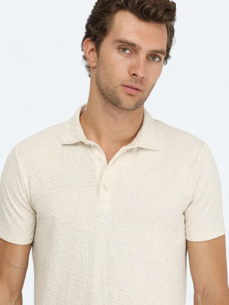 Ekru Jakarlı Polo Yaka Pamuk Karışımlı T-Shirt - KİP