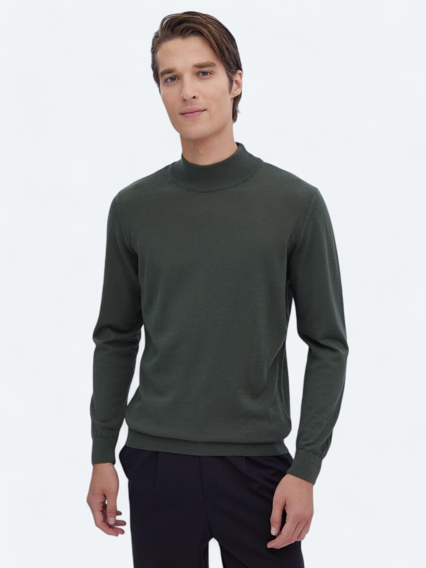 Green Knitwear Sweatshirt 