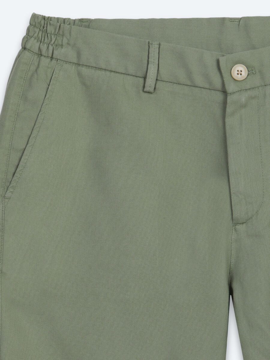 Green Material Jogging Fit Casual Bermuda - 7