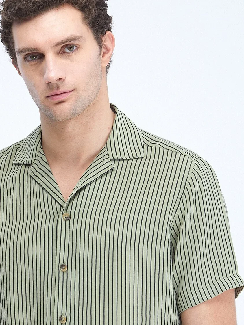 Green Striped Regular Fit Weaving Casual Shirt - 1