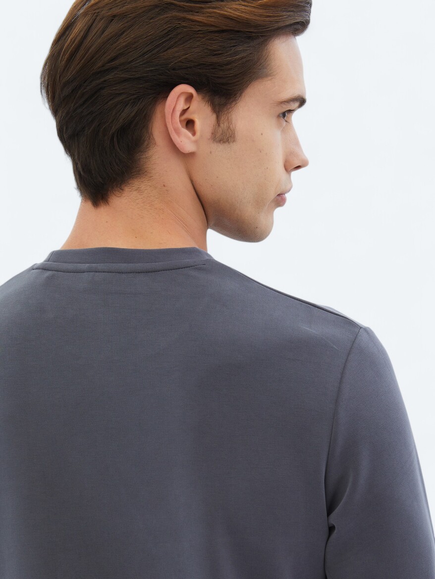 Grey Crew Neck Printed Sweatshirt - 5