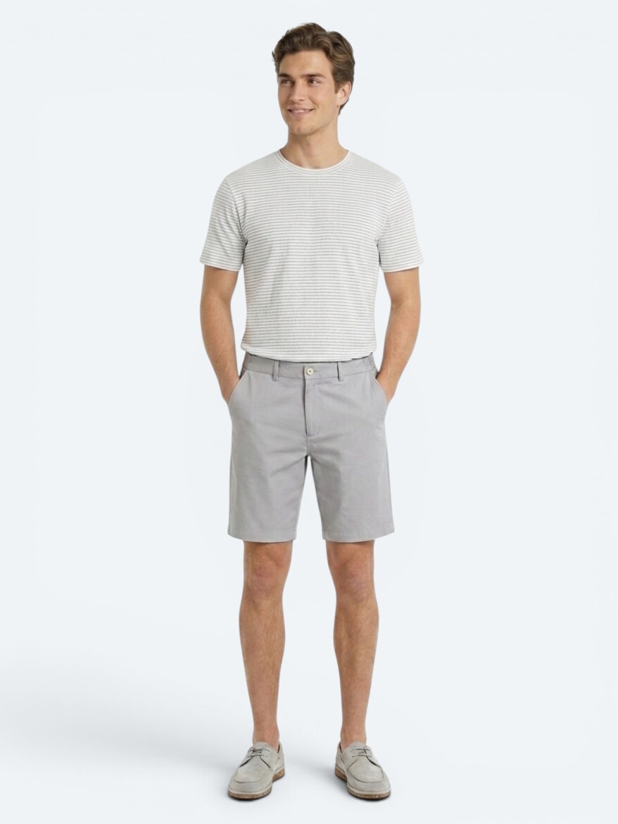 Grey Material Jogging Fit Casual Bermuda - 4