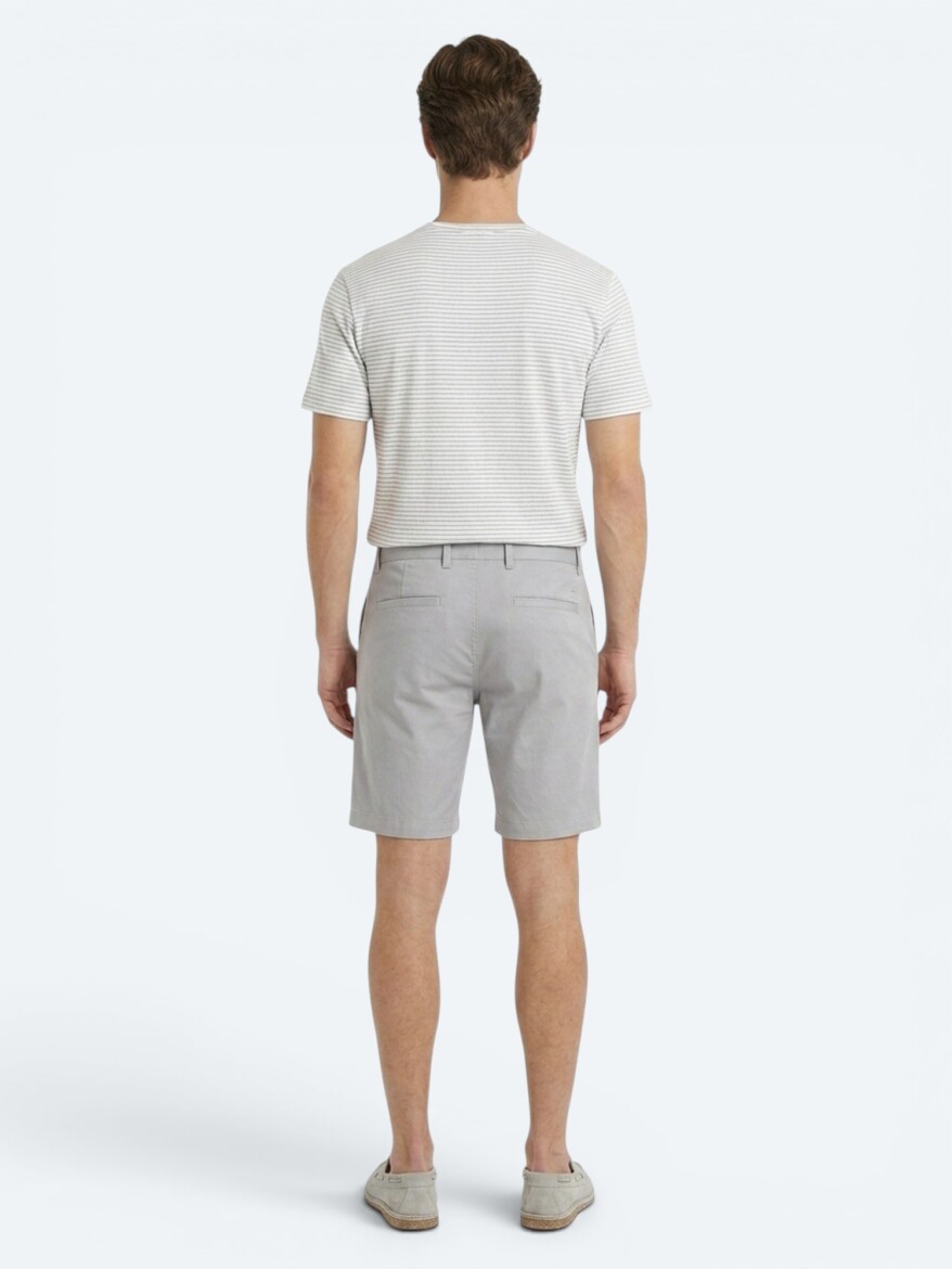 Grey Material Jogging Fit Casual Bermuda - 5
