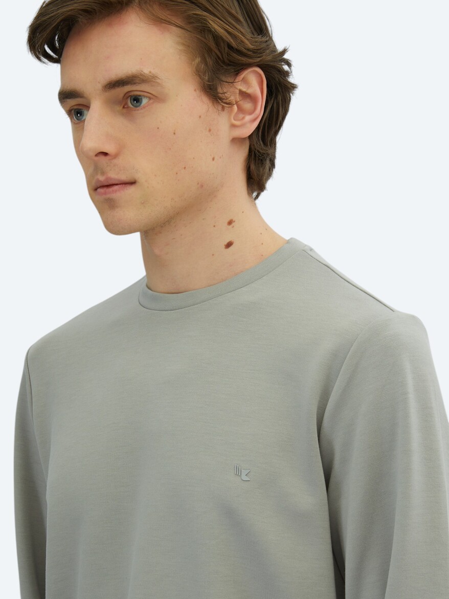 Grey Plain Sweatshirt - 4