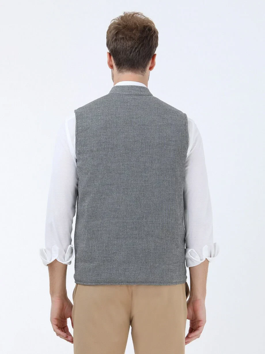 Grey Regular Fit Turtleneck Casual Weaving Double-Sided Puffer Vest - 7