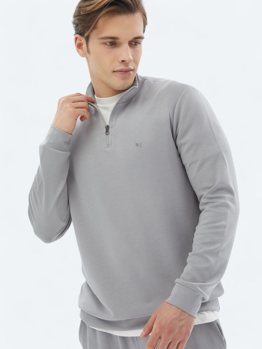 Grey Turtleneck Sweatshirt - 3