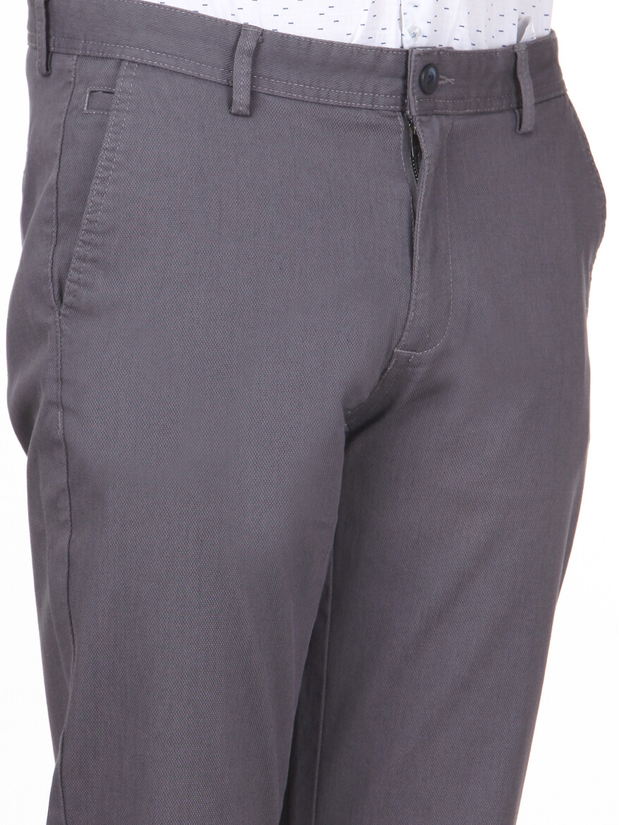 Grey Weaving Regular Fit Casual Cotton Blended Trousers - 2
