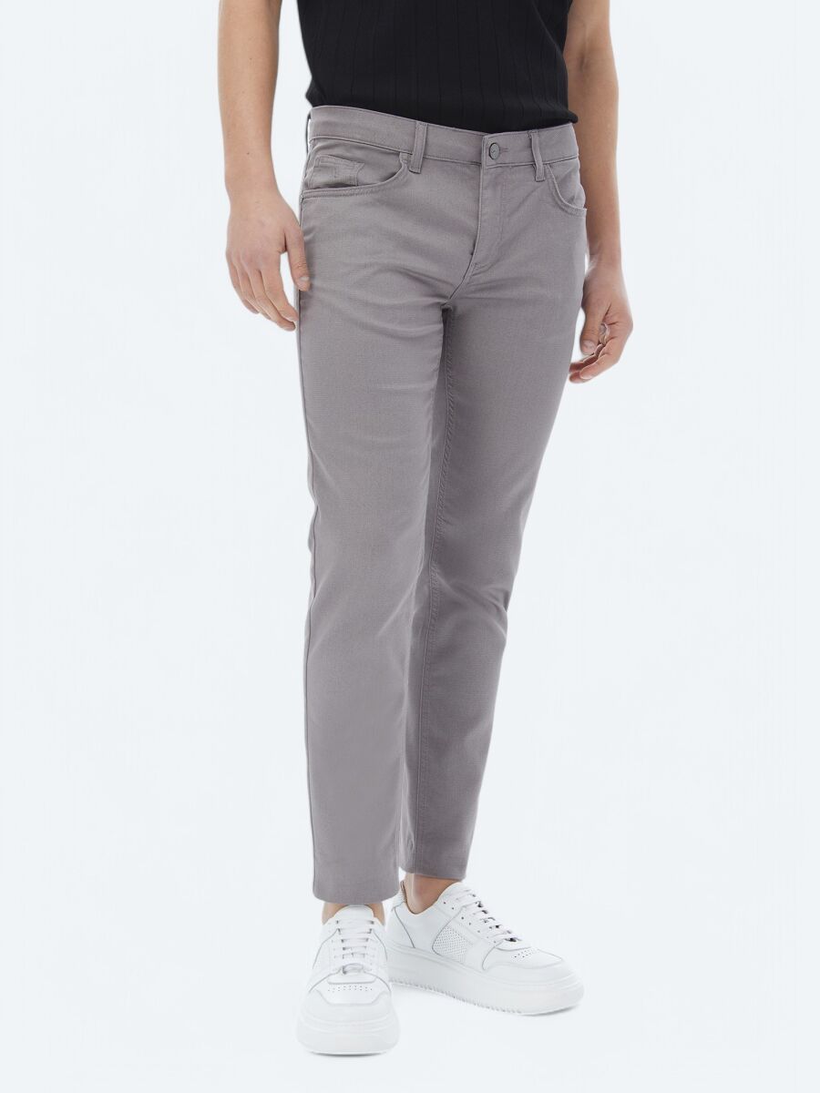 Grey Weaving Slim Fit Casual Cotton Blended Trousers - 3