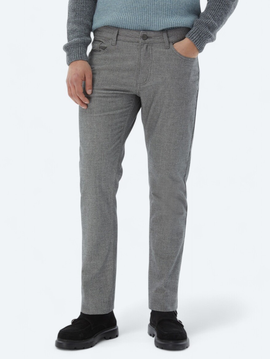 Grey Weaving Slim Fit Casual Cotton Blended Trousers - 2