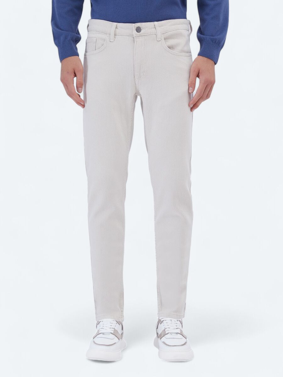 Grey Weaving Slim Fit Casual Cotton Blended Trousers - 3