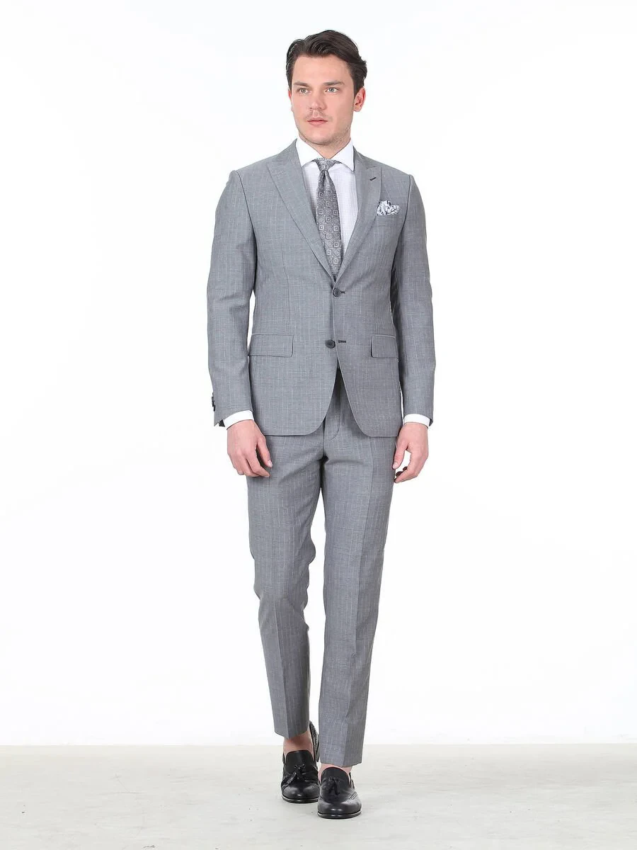 Gri Çizgili Modern Fit %100 Yün Takım Elbise - 1