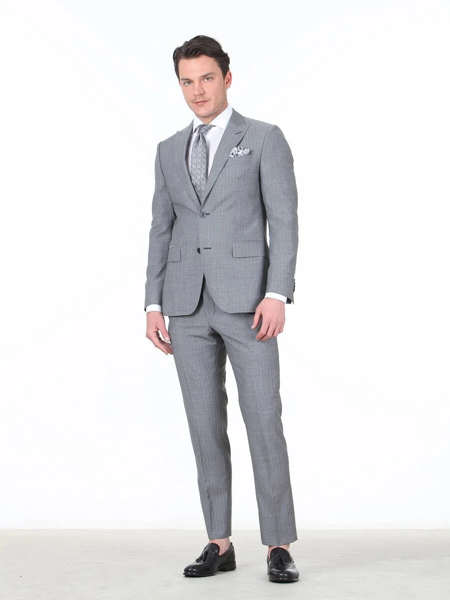 Gri Çizgili Modern Fit %100 Yün Takım Elbise - 2