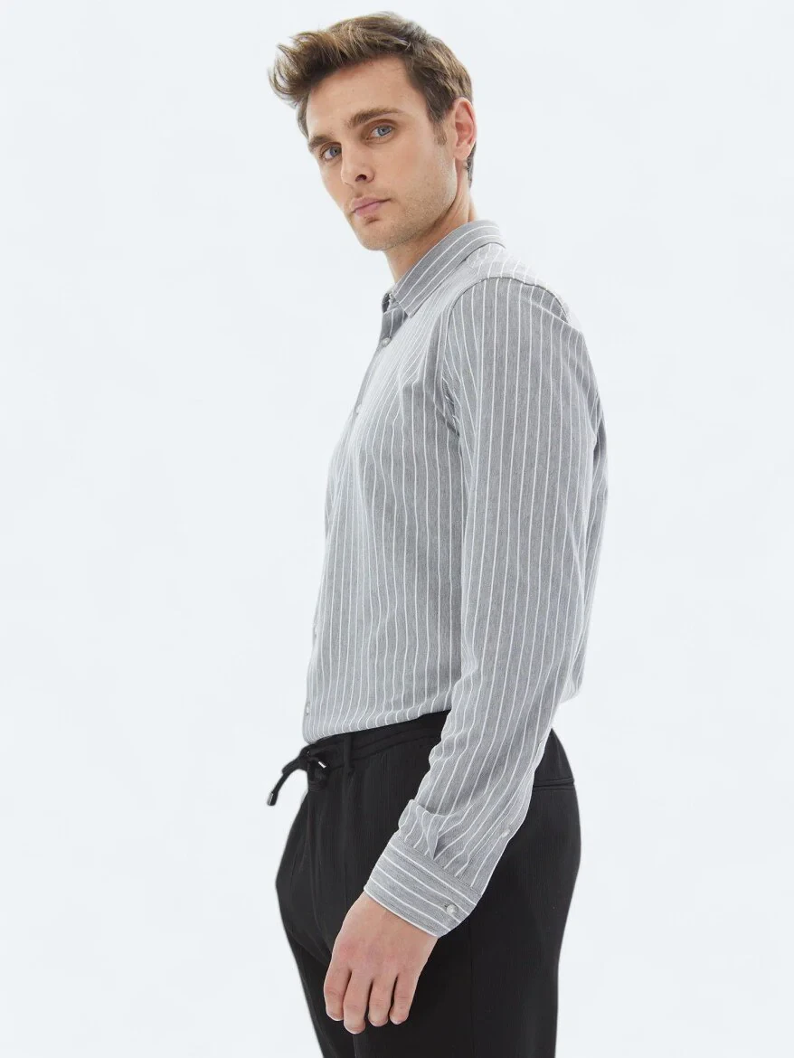 Gri Çizgili Regular Fit Casual Pamuk Karışımlı Gömlek - 3
