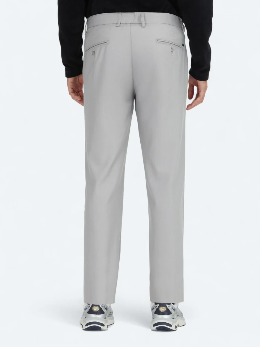 Gri Düz Dokuma Regular Fit Casual Pantolon 
