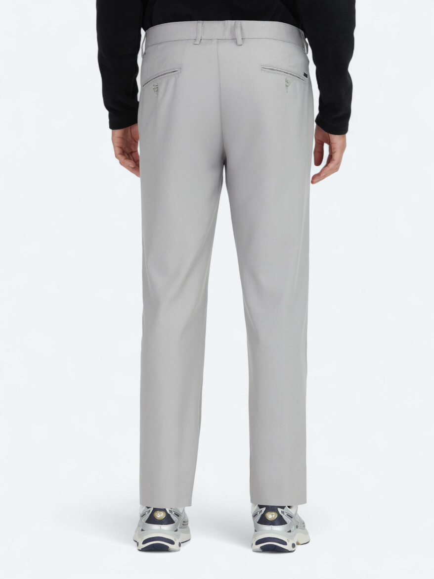 Gri Düz Dokuma Regular Fit Casual Pantolon - 4