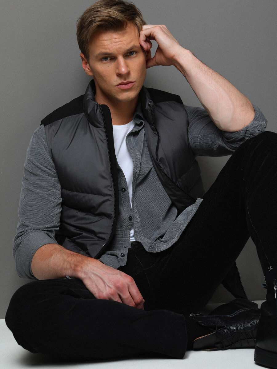 Gri Regular Fit Dik Yaka Casual Dokuma Spor Yelek - 2