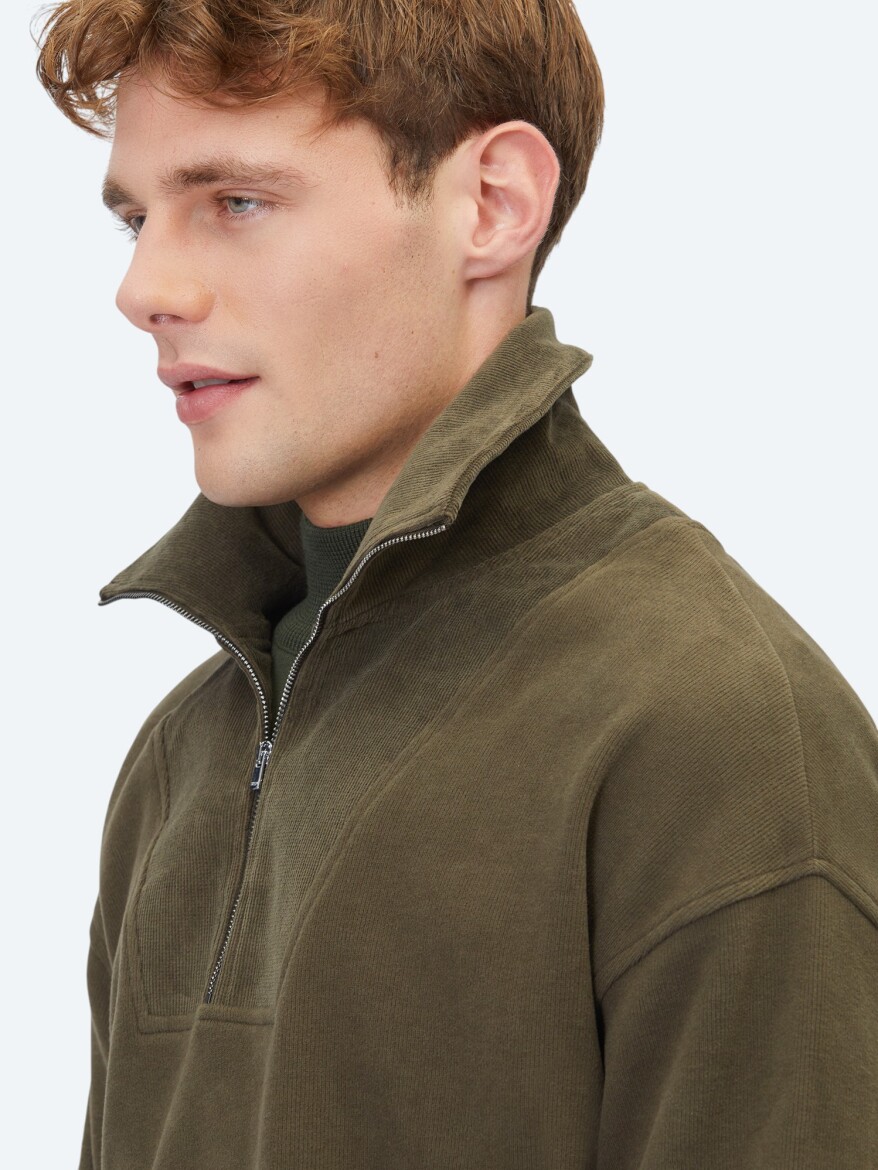 Haki Dik Yaka Çizgili Sweatshırt - 5