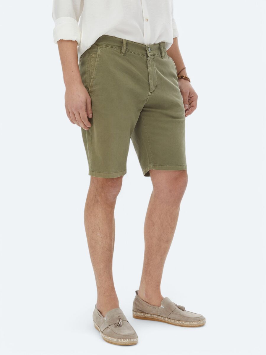 Haki Dokuma Slim Fit Casual Pamuk Karışımlı Bermuda - 3