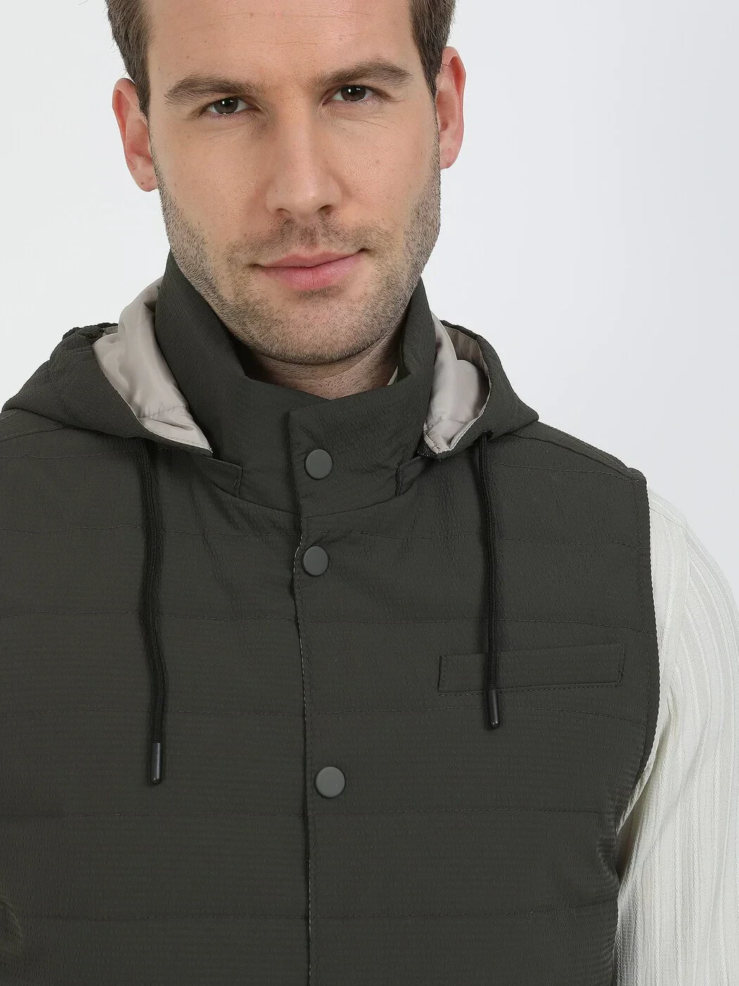 Haki Regular Fit Dik Yaka Casual Dokuma Spor Yelek - 2