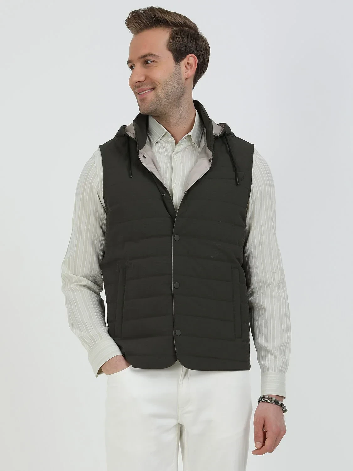 Haki Regular Fit Dik Yaka Casual Dokuma Spor Yelek - 4