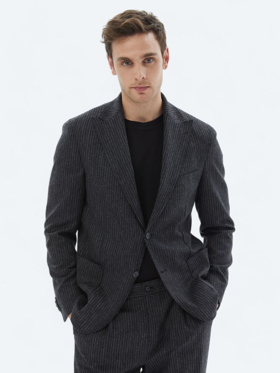 Hard Coal Striped Modern Fit Wool Blended Suit - 3