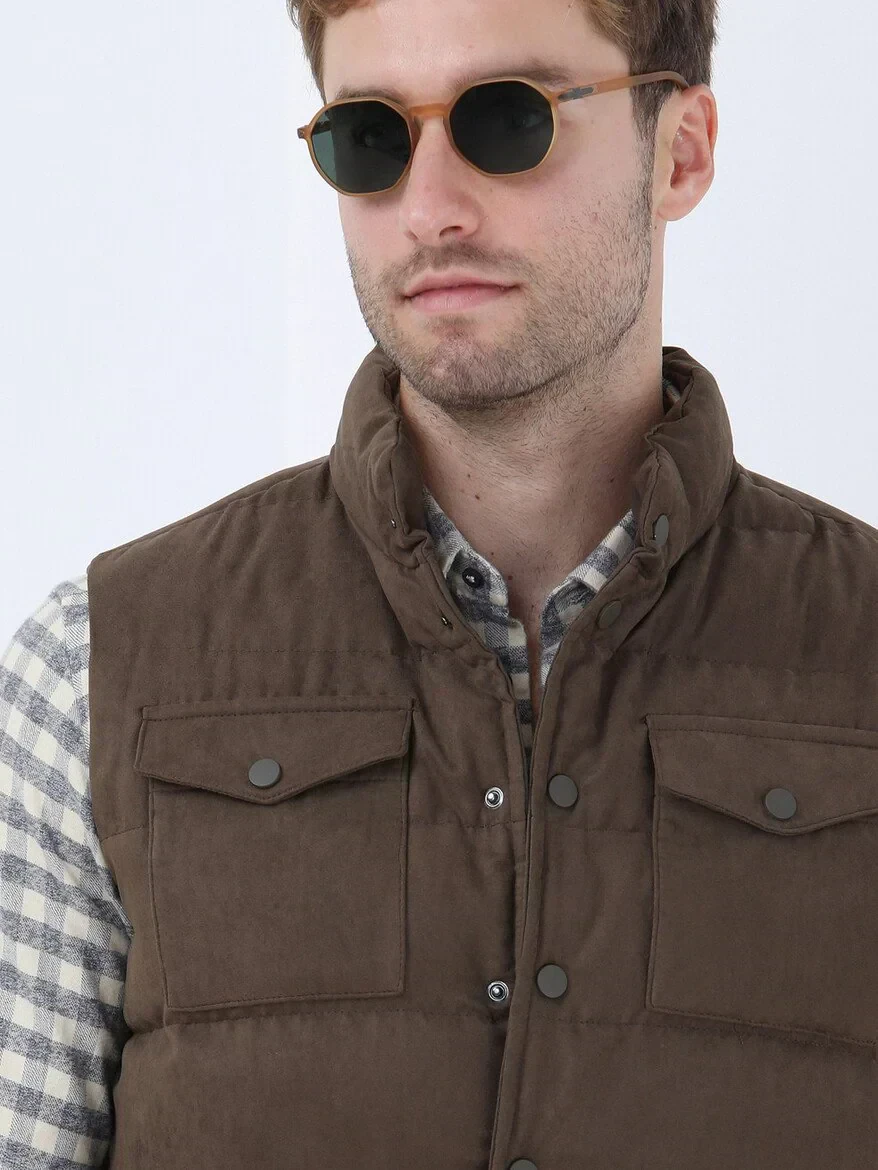 Hazelnut Regular Fit Turtleneck Casual Weaving Puffer Vest - 4
