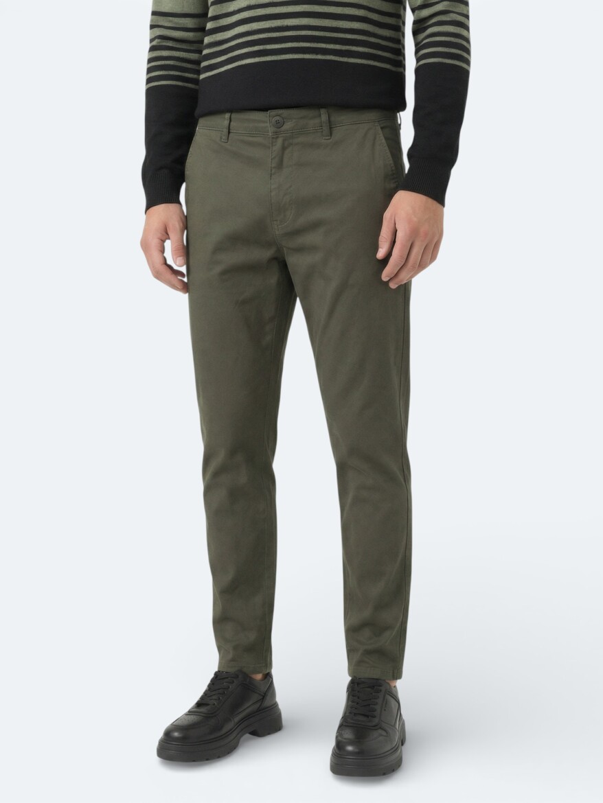 Khaki Weaving Jogging Fit Casual Cotton Blended Trousers - 2