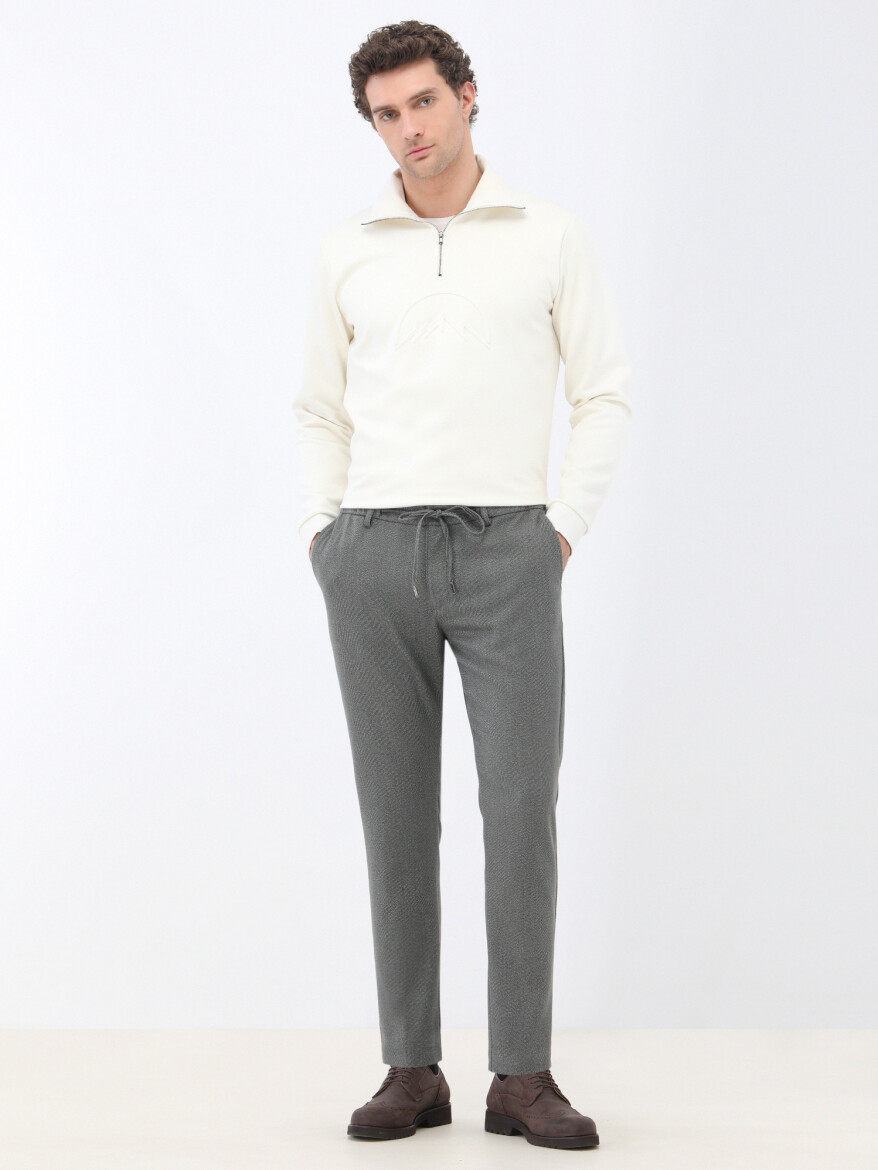 Khaki Weaving Jogging Fit Casual Trousers - 2