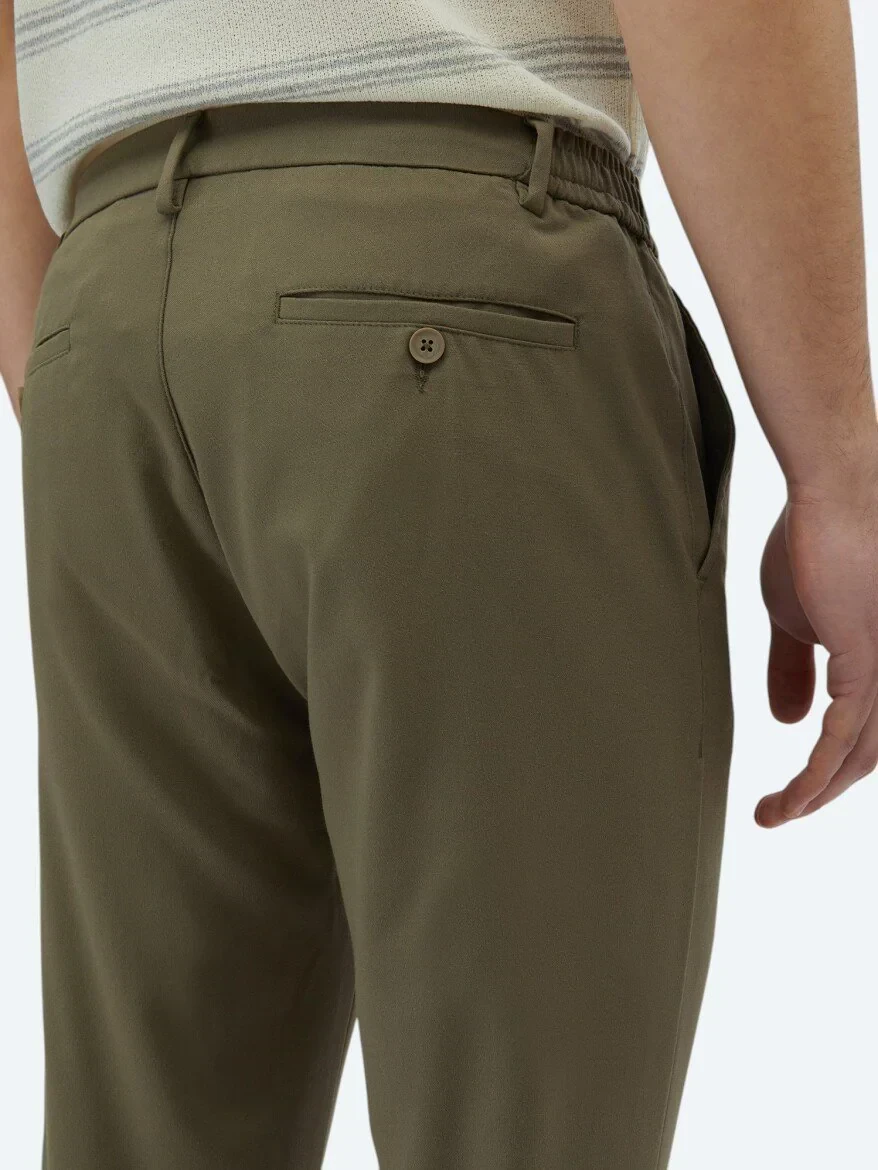 Khaki Weaving Jogging Fit Casual Trousers 