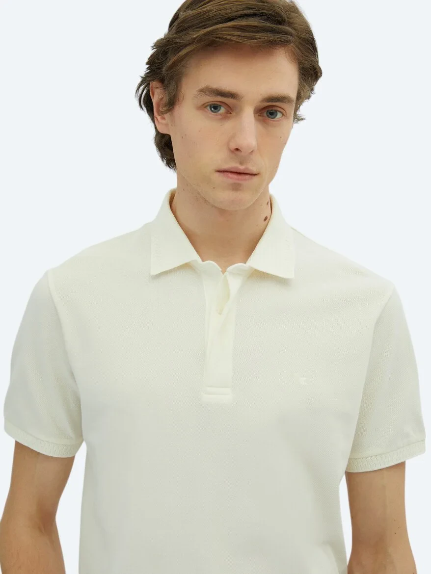 Kırık Beyaz Düz Polo Yaka %100 Pamuk T-Shirt - 3