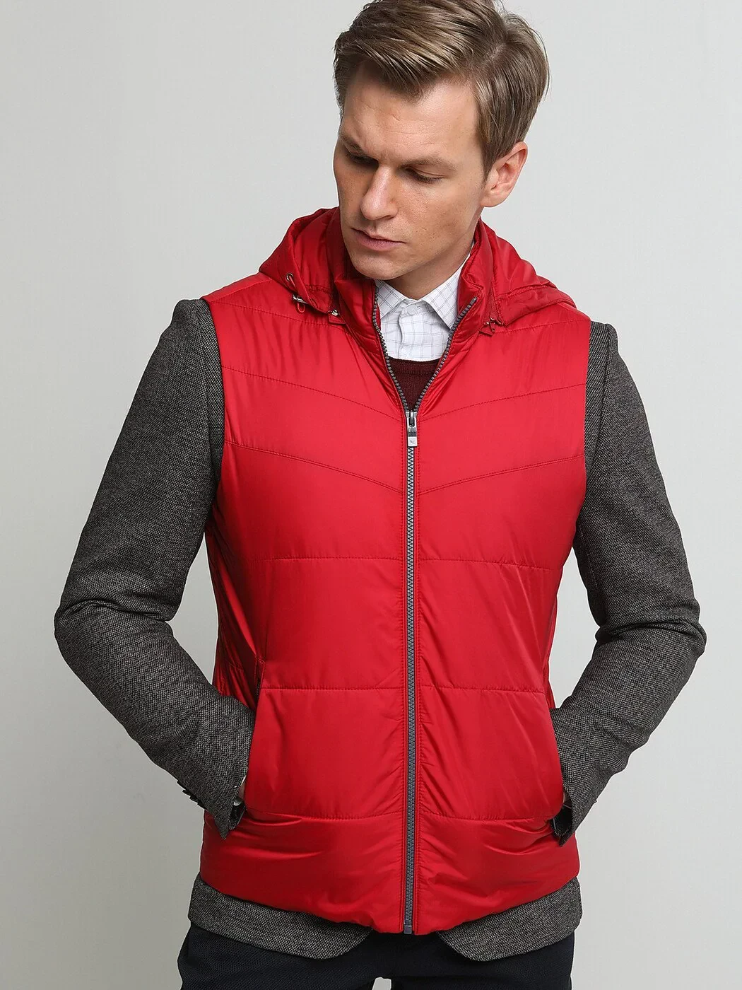 Kırmızı Regular Fit Dik Yaka Smart Casual Dokuma Spor Yelek - 1