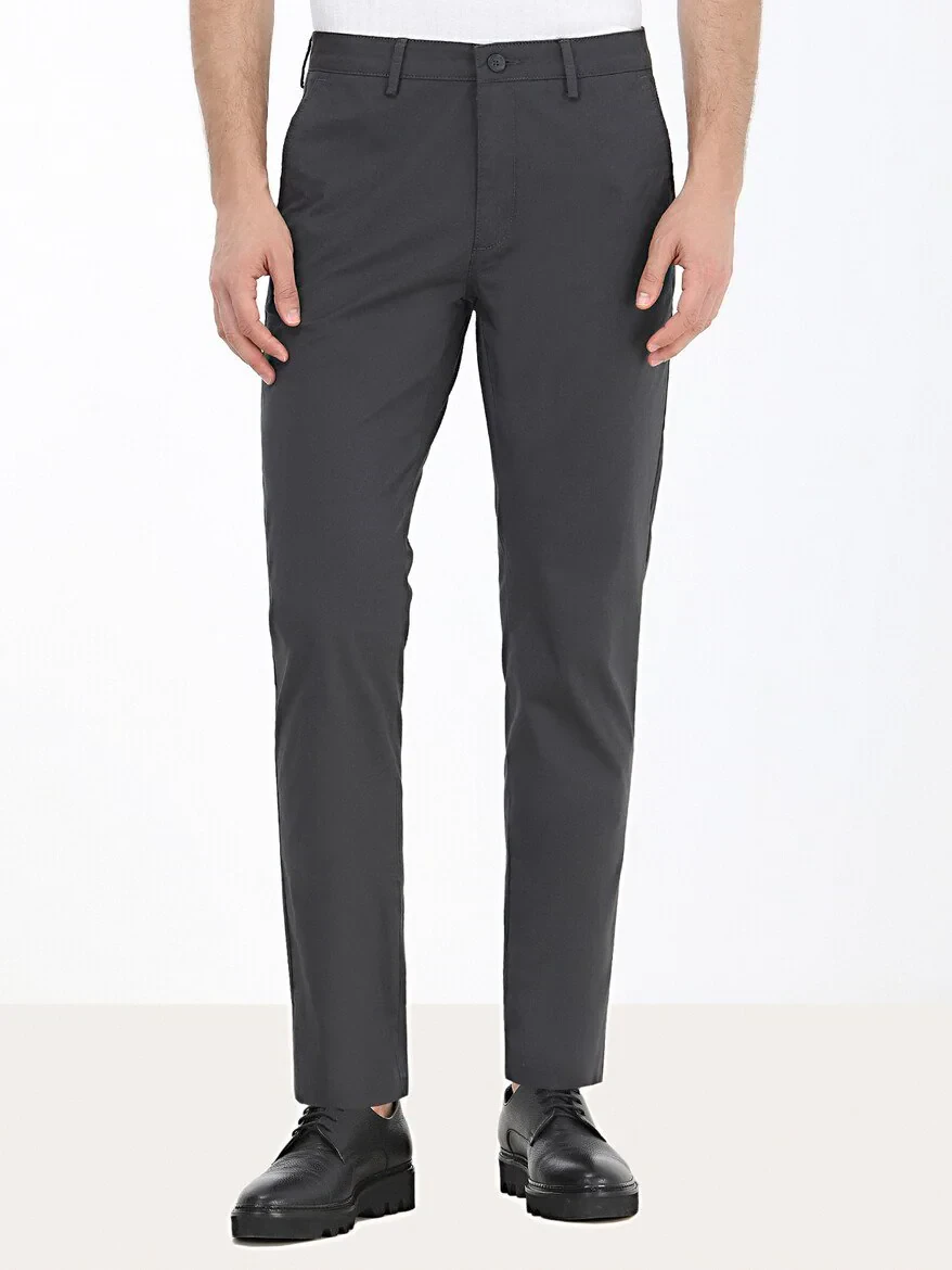 Koyu Gri Düz Dokuma Regular Fit Casual Pamuk Karışımlı Pantolon - KİP