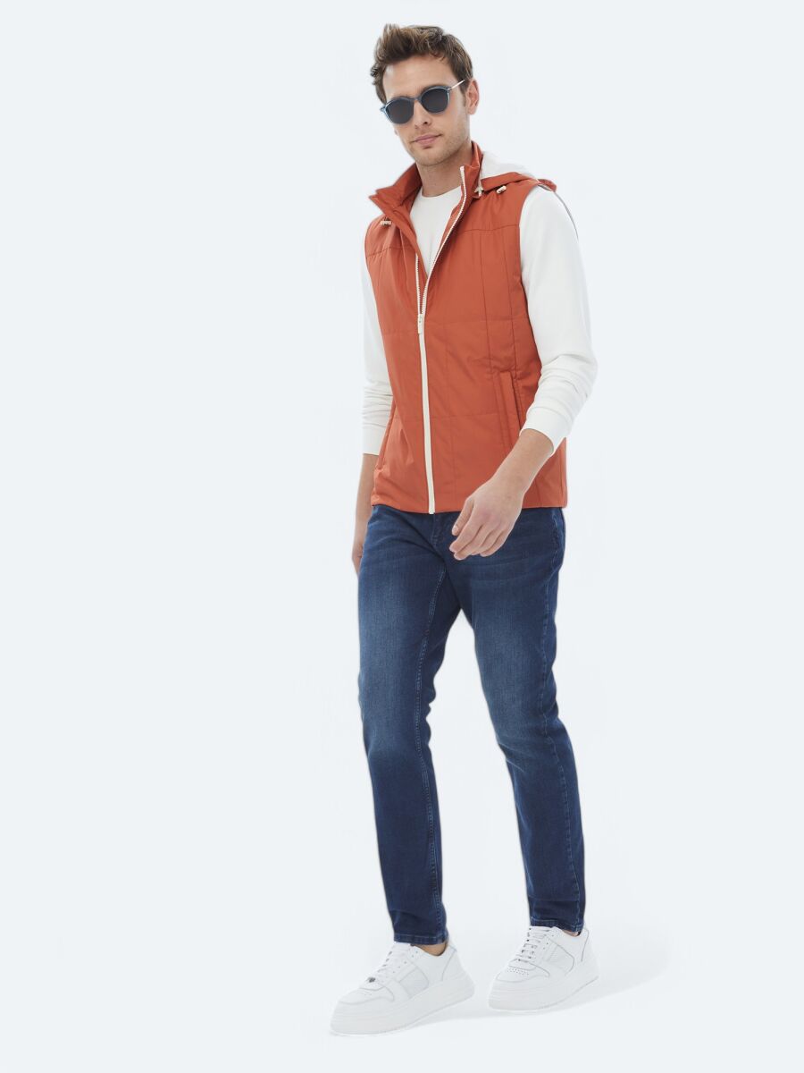 Koyu Turuncu Regular Fit Kapüşonlu Casual Dokuma Spor Yelek - 4