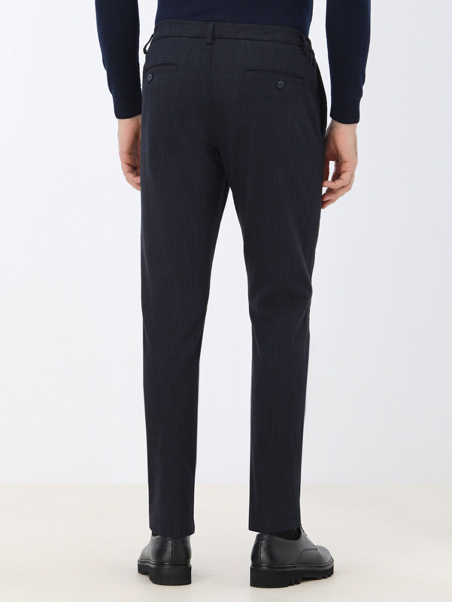 Lacivert Dokuma Jogging Fit Casual Pamuk Karışımlı Pantolon - 5