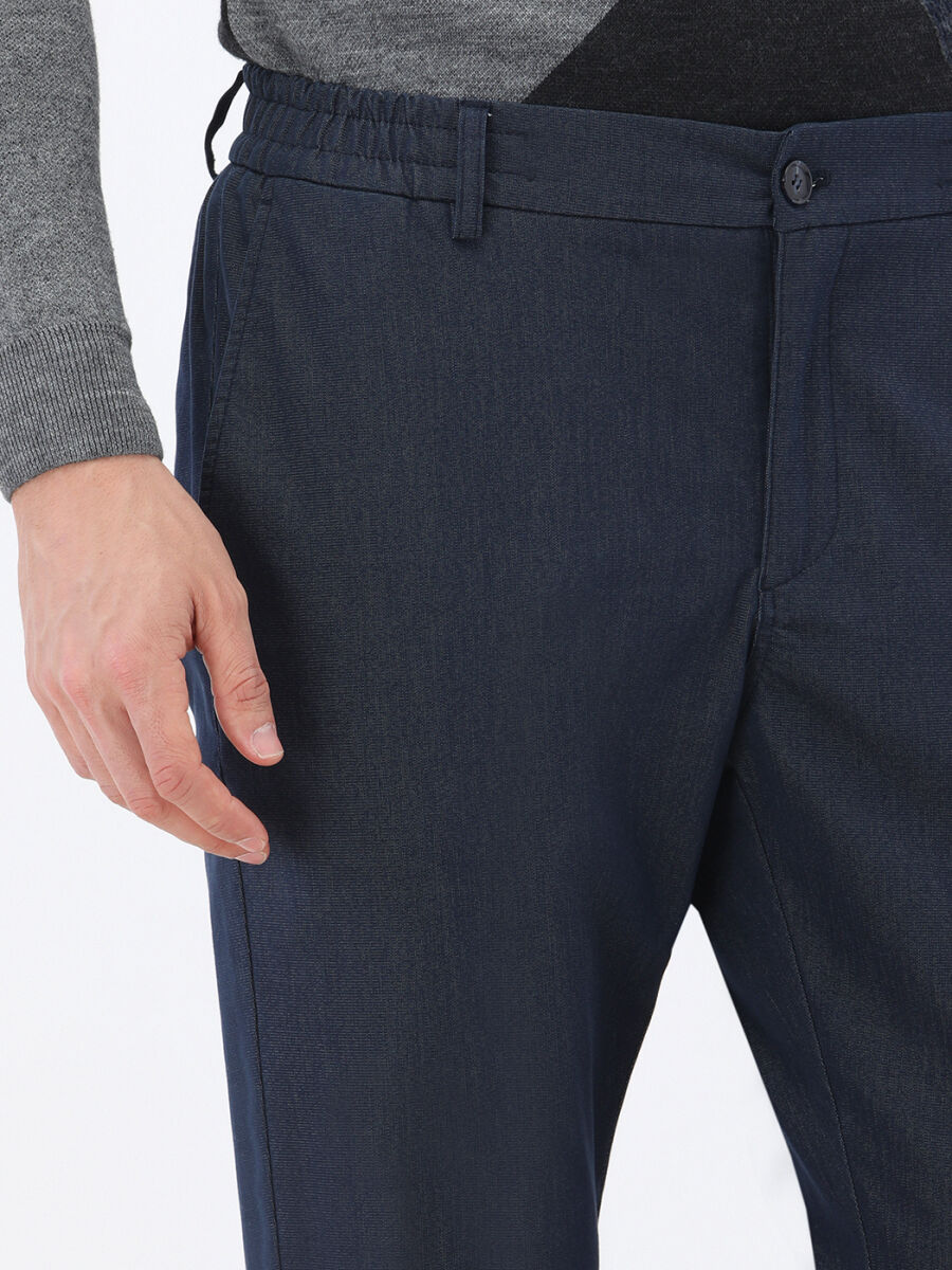 Lacivert Dokuma Jogging Fit Casual Pamuk Karışımlı Pantolon - 4