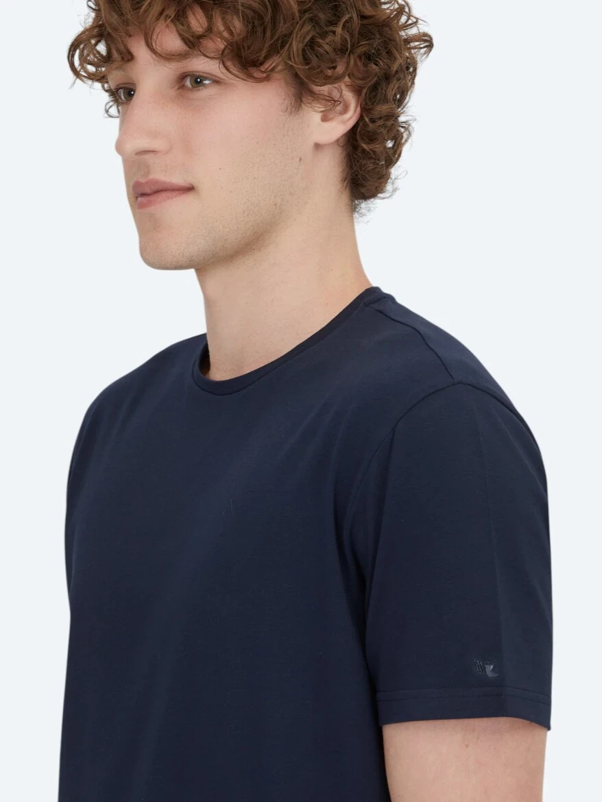 Lacivert Düz Bisiklet Yaka Pamuk Karışımlı T-Shirt 