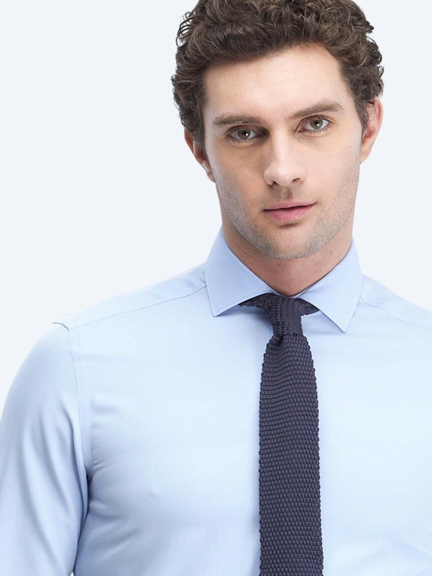 Light Blue Plain Regular Fit Weaving Classical Cotton Blended Shirt 