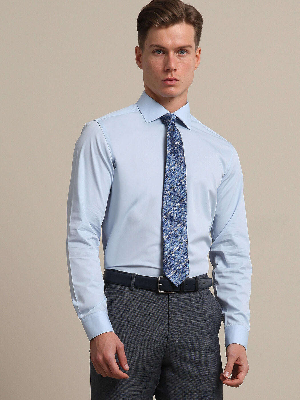 Light Blue Plain Slim Fit Weaving Classical Cotton Blended Shirt - 3