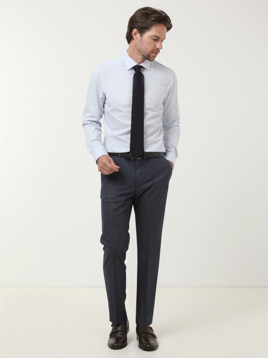 Light Blue Plain Slim Fit Weaving Classical Cotton Blended Shirt - 2