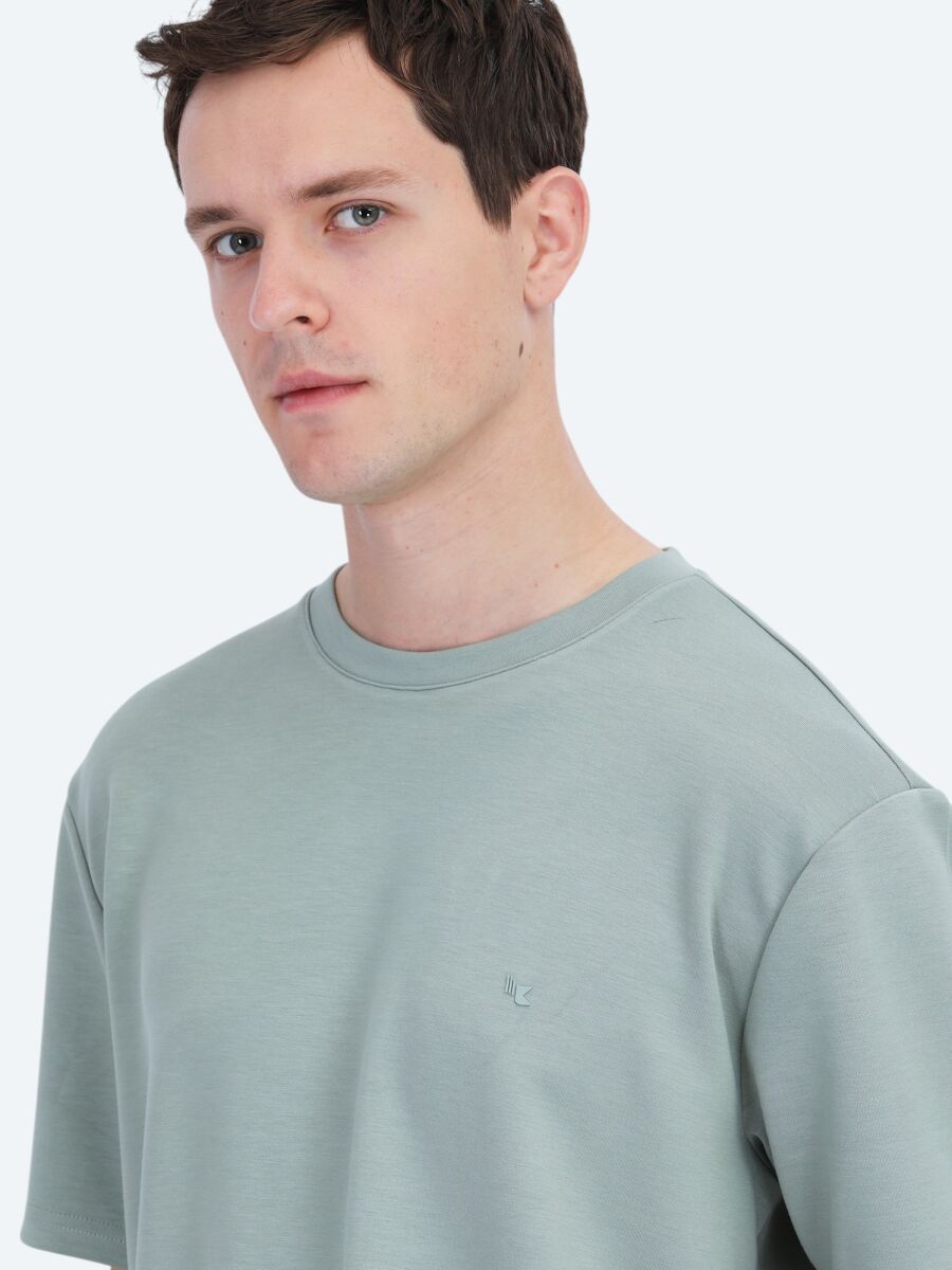 Light Green Plain Crew Neck T-Shirt - 4