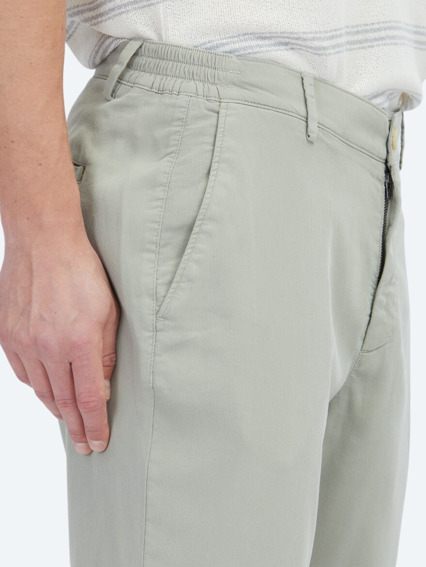 Light Khaki Weaving Jogging Fit Casual Cotton Blended Trousers - 3