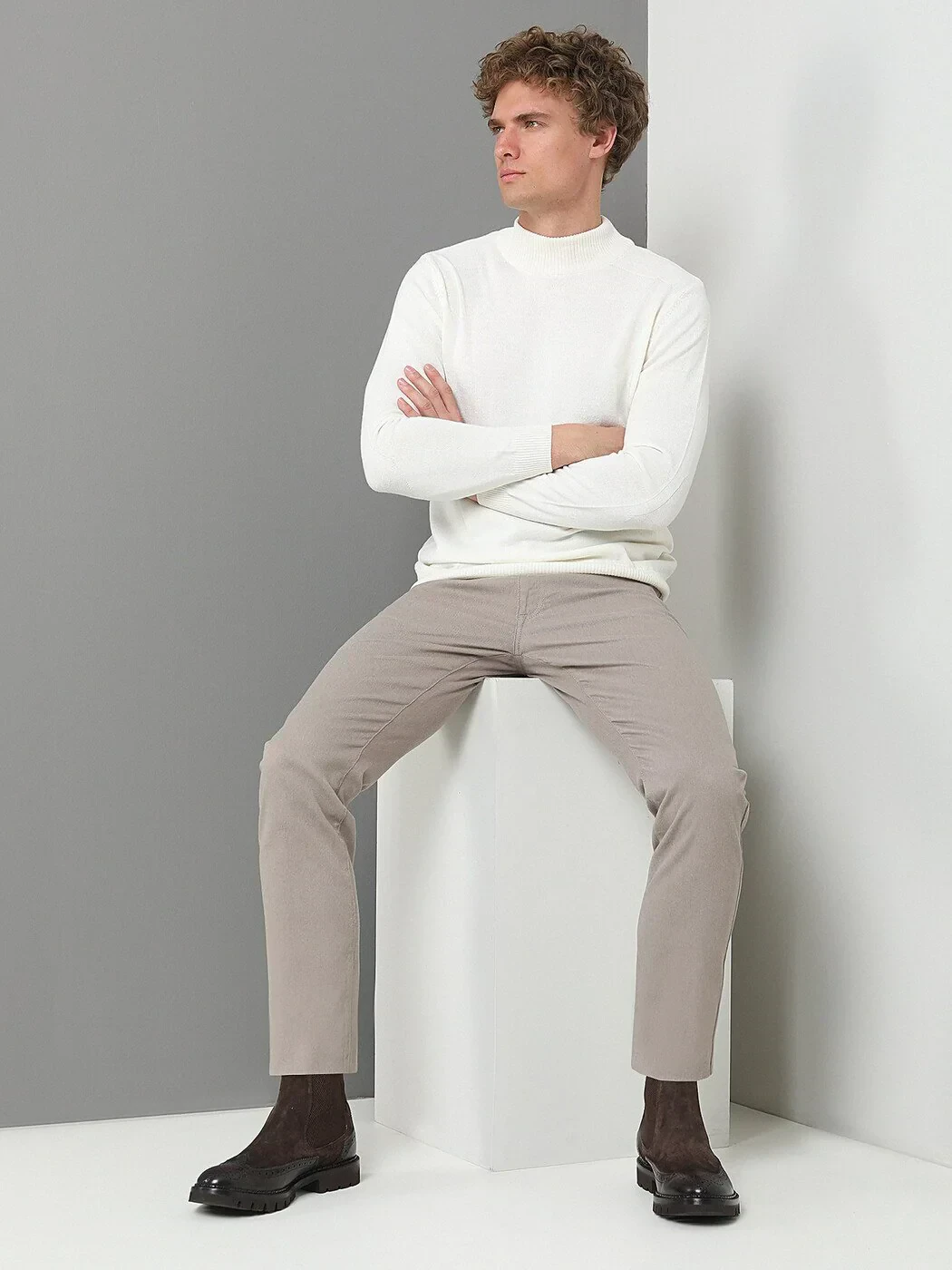 Mink Weaving Slim Fit Casual Cotton Blended Trousers - 2