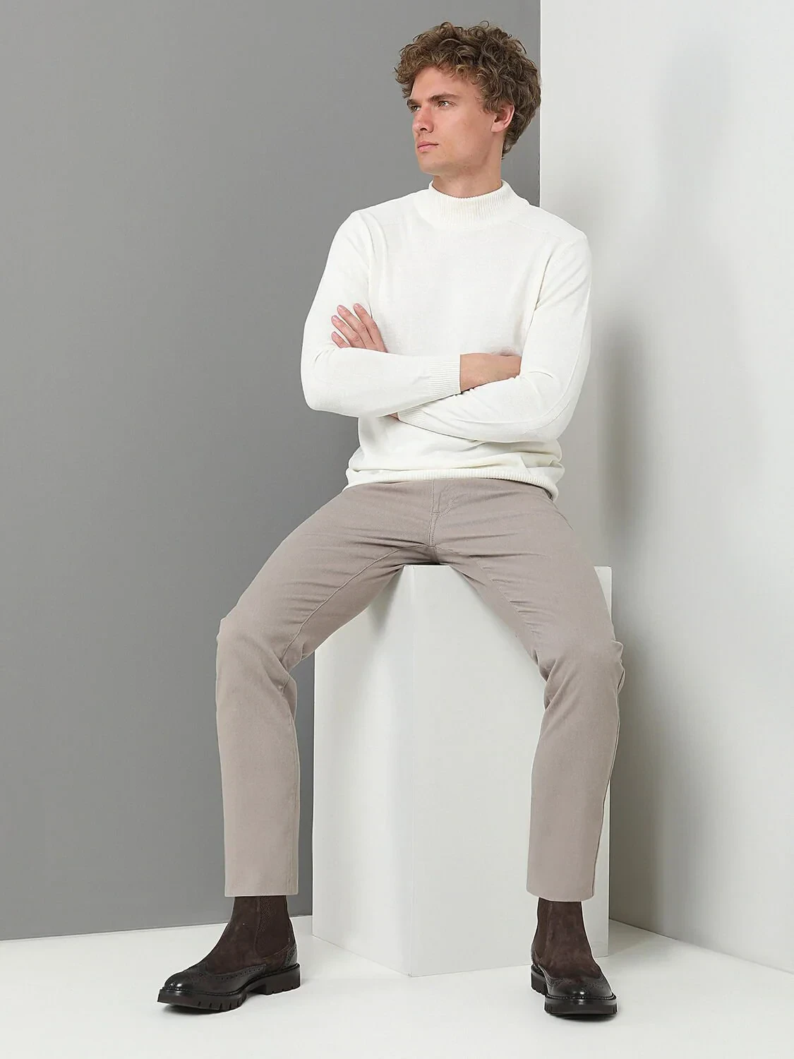 Mink Weaving Slim Fit Casual Cotton Blended Trousers - 2
