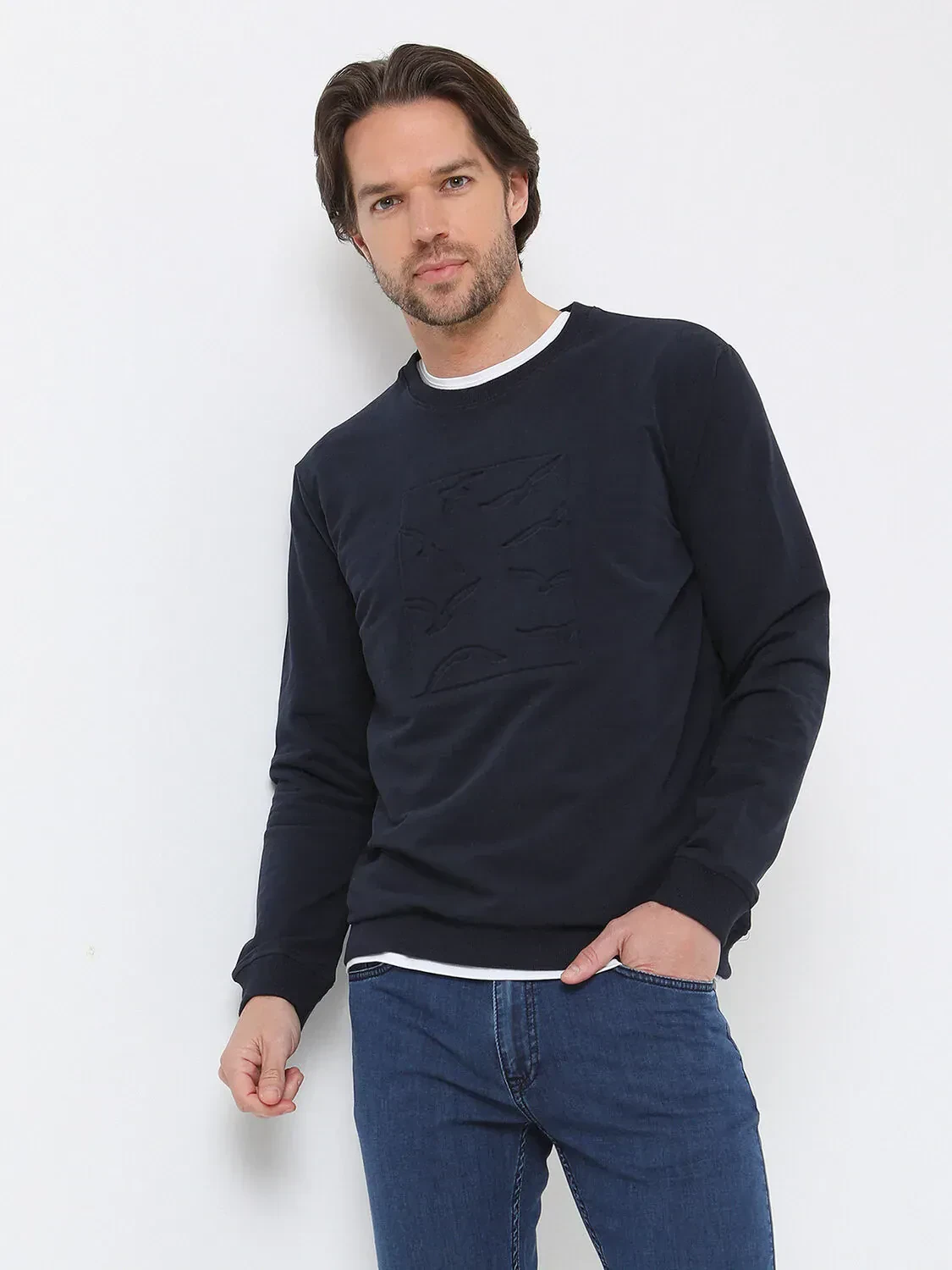Navy Blue Crew Neck Printed Sweatshirt - 2